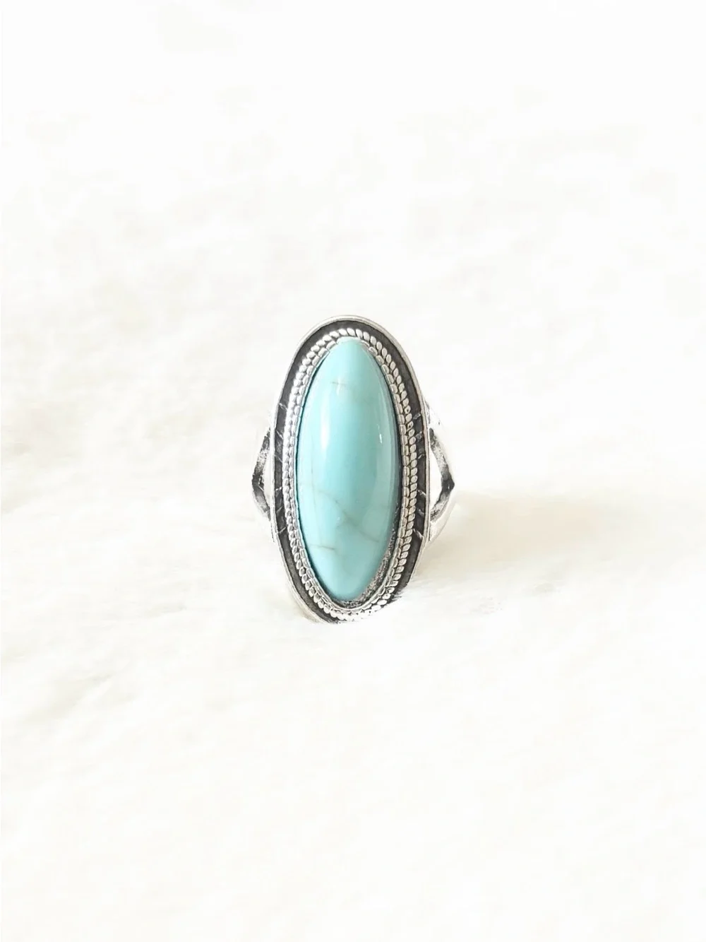 5/$15 🩷 MUST BUNDLE Turquoise Oval Statement Ring - Women's Silver Tone Jewelry